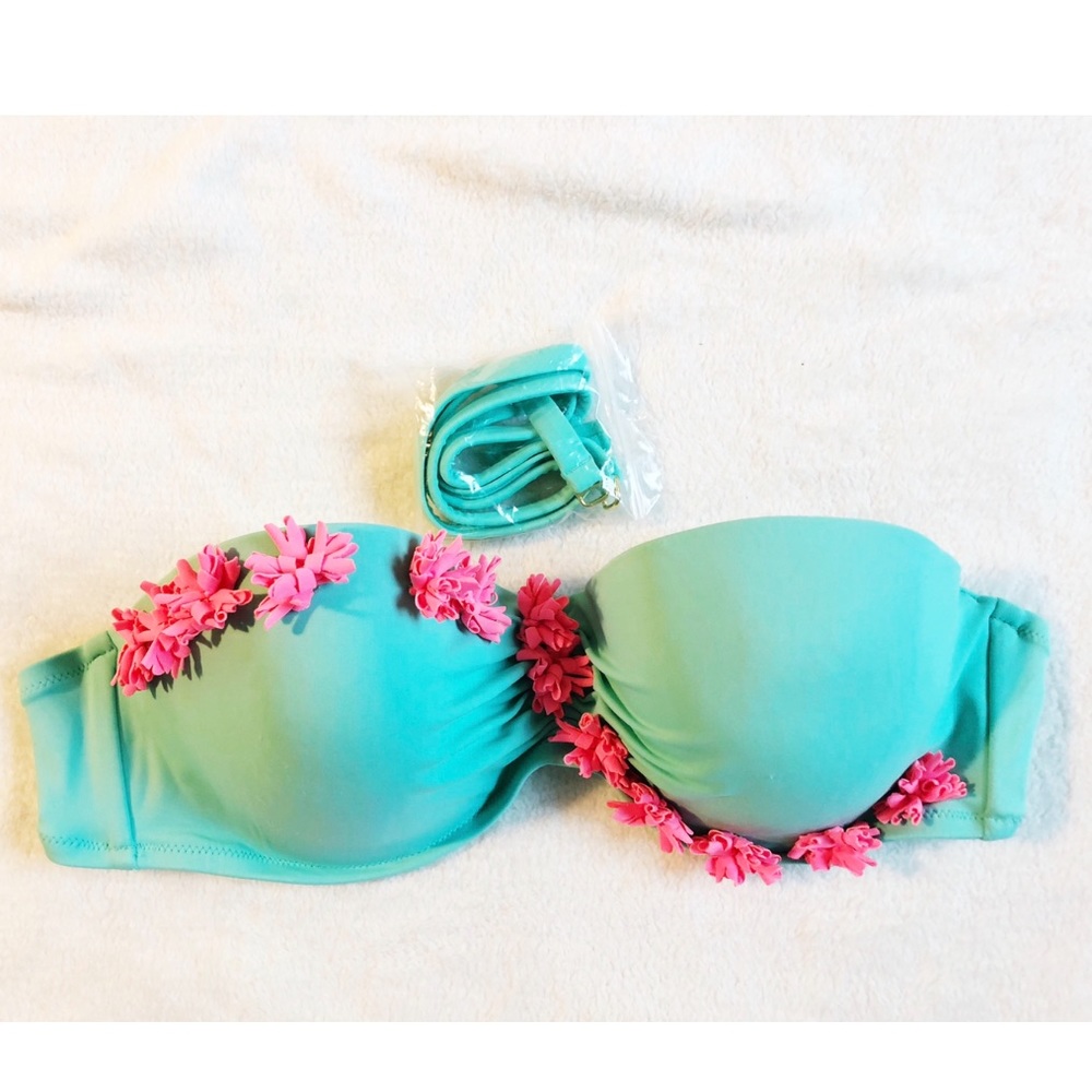 Victoria’s Secret bandeau bikini top size 34DD